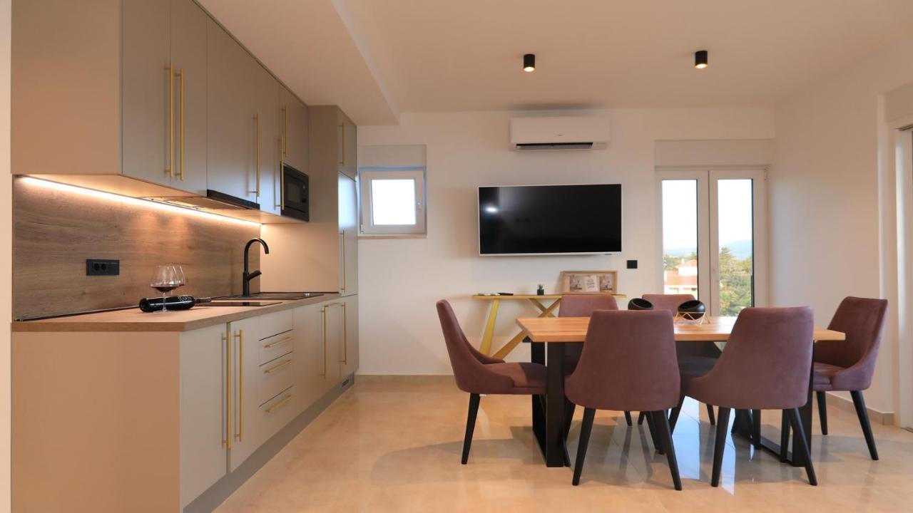 Adastra Apartments Масленица Экстерьер фото